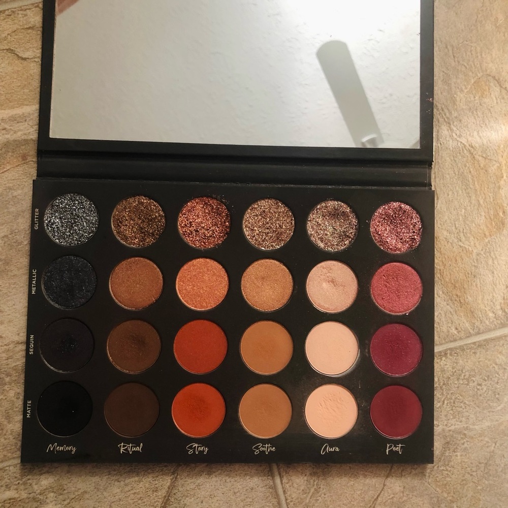 Tati Beauty volume 1 palette
